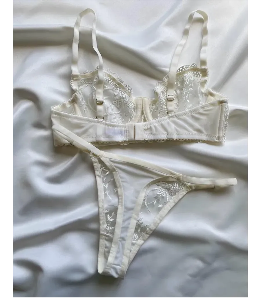 Arona Brode Takım Ekru Modeli